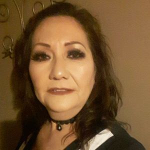 Meet your Posher, Ana